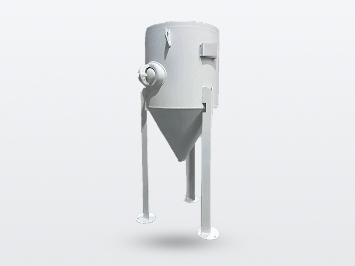 Blast pot with a steeper cone, set up in a fixed place on legs