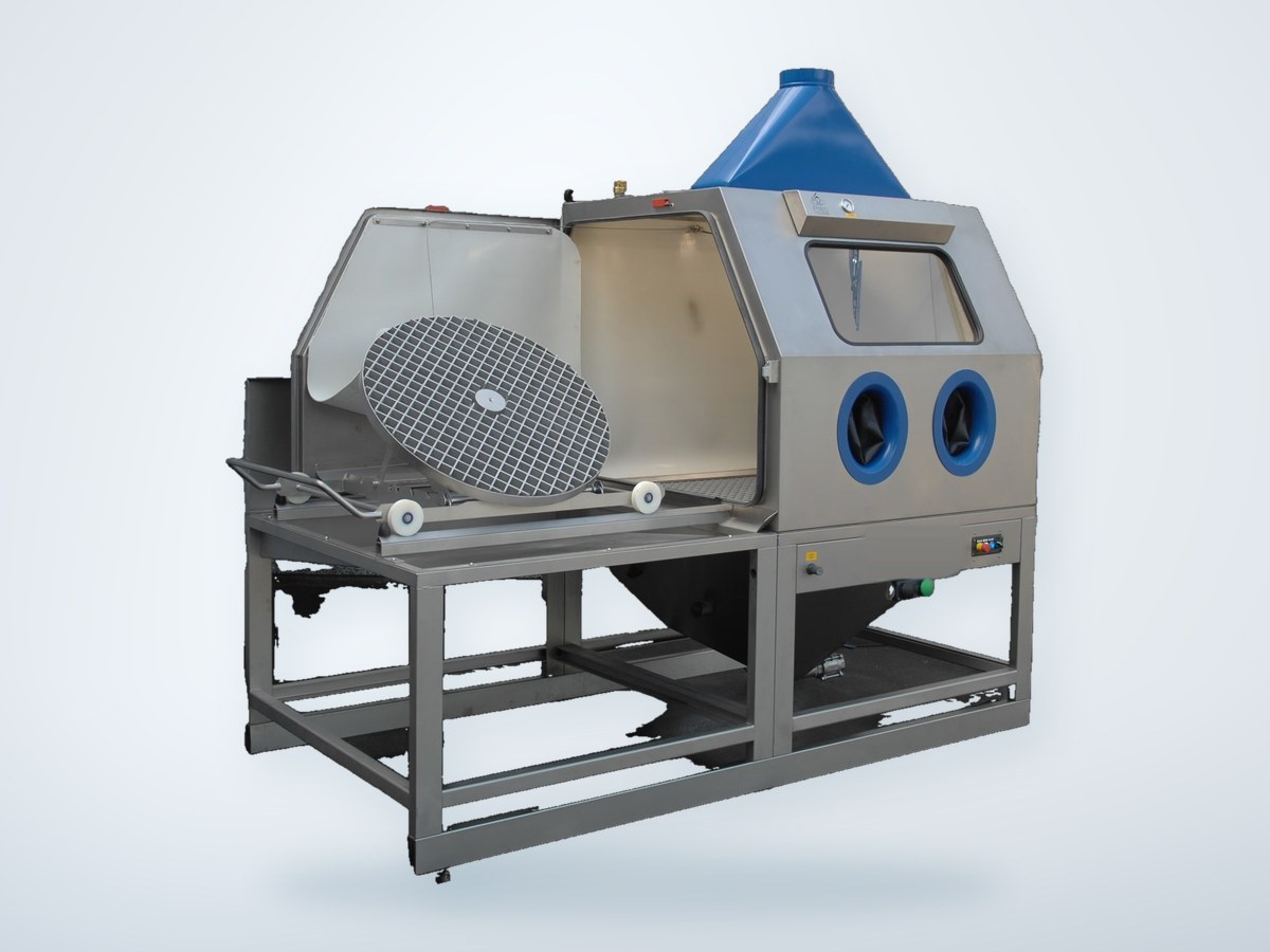 Neptuna cabinet with the external loading table on rails