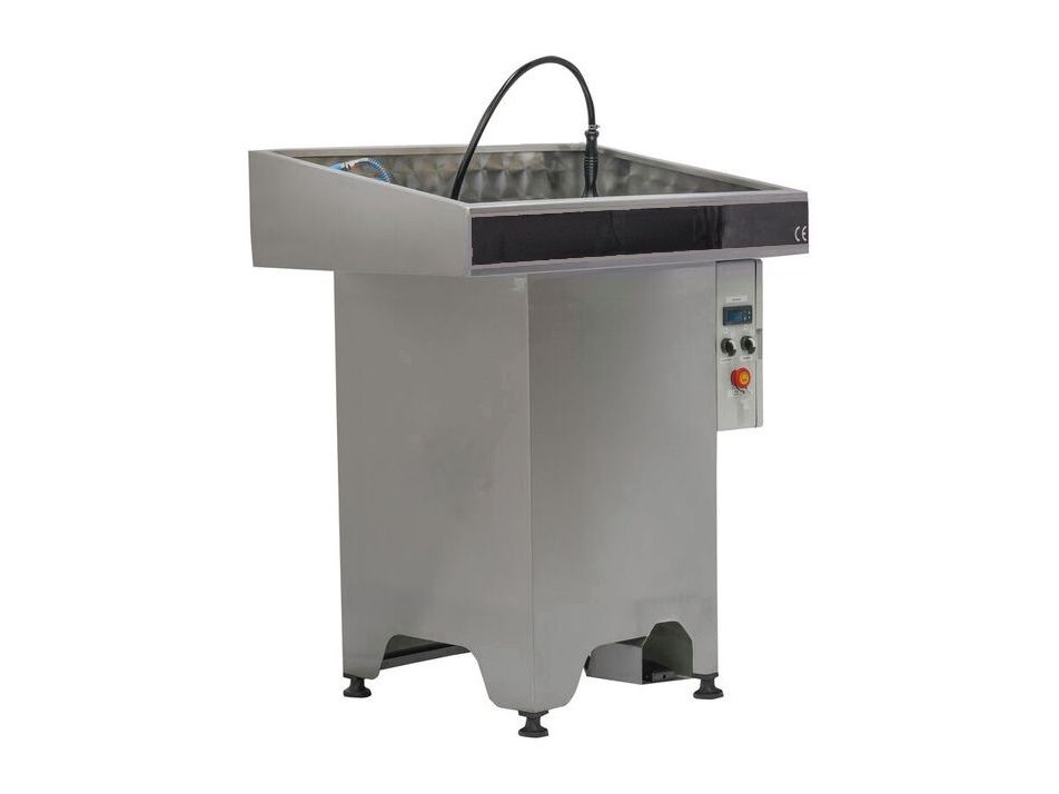 Vasca lavapezzi industriale B900 in acciaio inox, vista laterale con pannello di comando