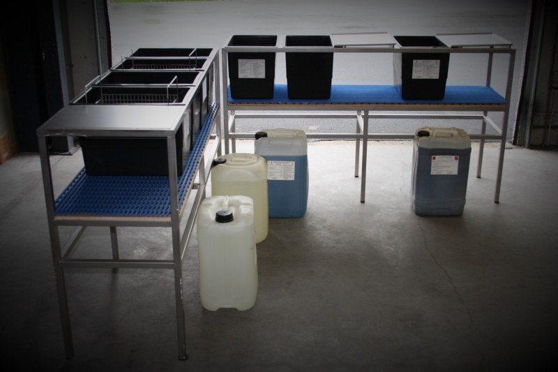Standard 25 litre blacking line, set up in two parts