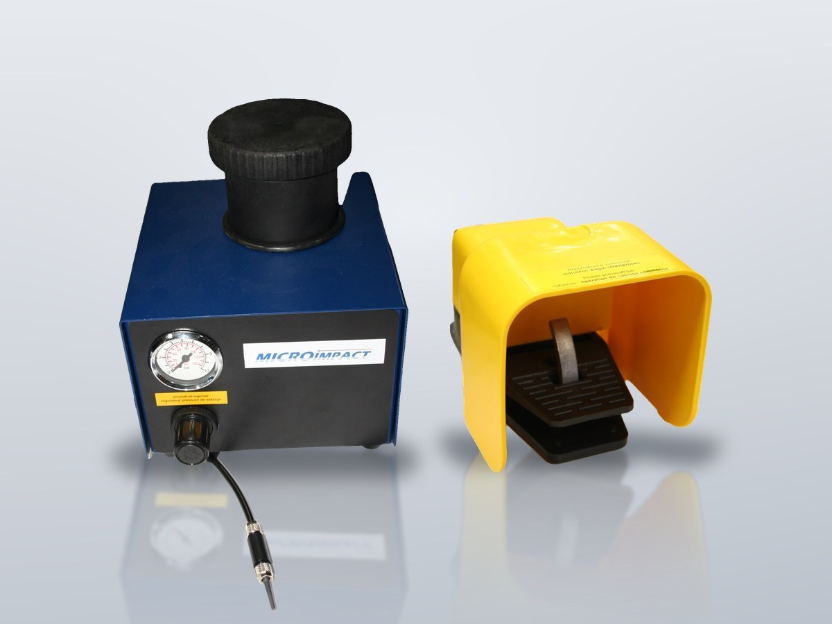 Phibo MI200 microblasting unit with the foot pedal that operates the blasting process