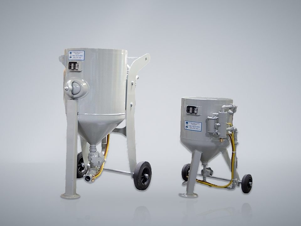 Two Phibo blast pots on wheels, in two capacities