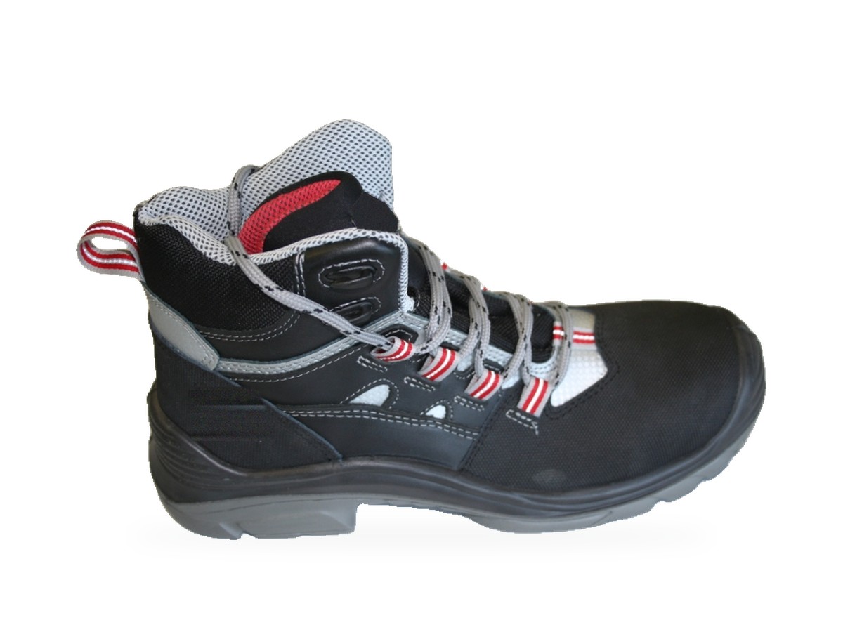 Safety shoe with high shaft