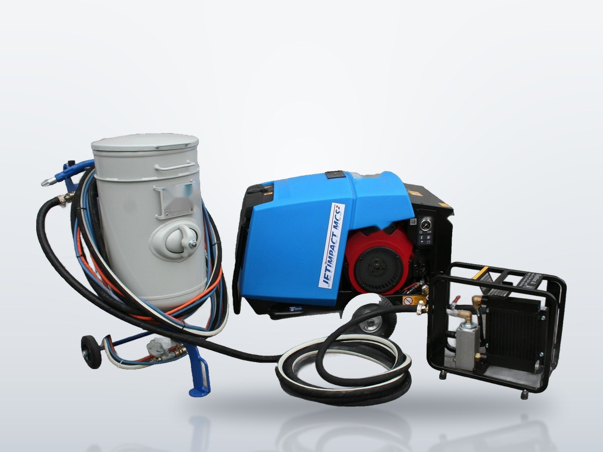 Het MCS&sup2; met straalgenerator, compressor en persluchtnakoeler, klaar voor gebruik