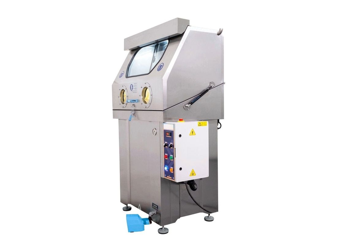 High-pressure parts washer cabinet C1100T with viewing window, front view